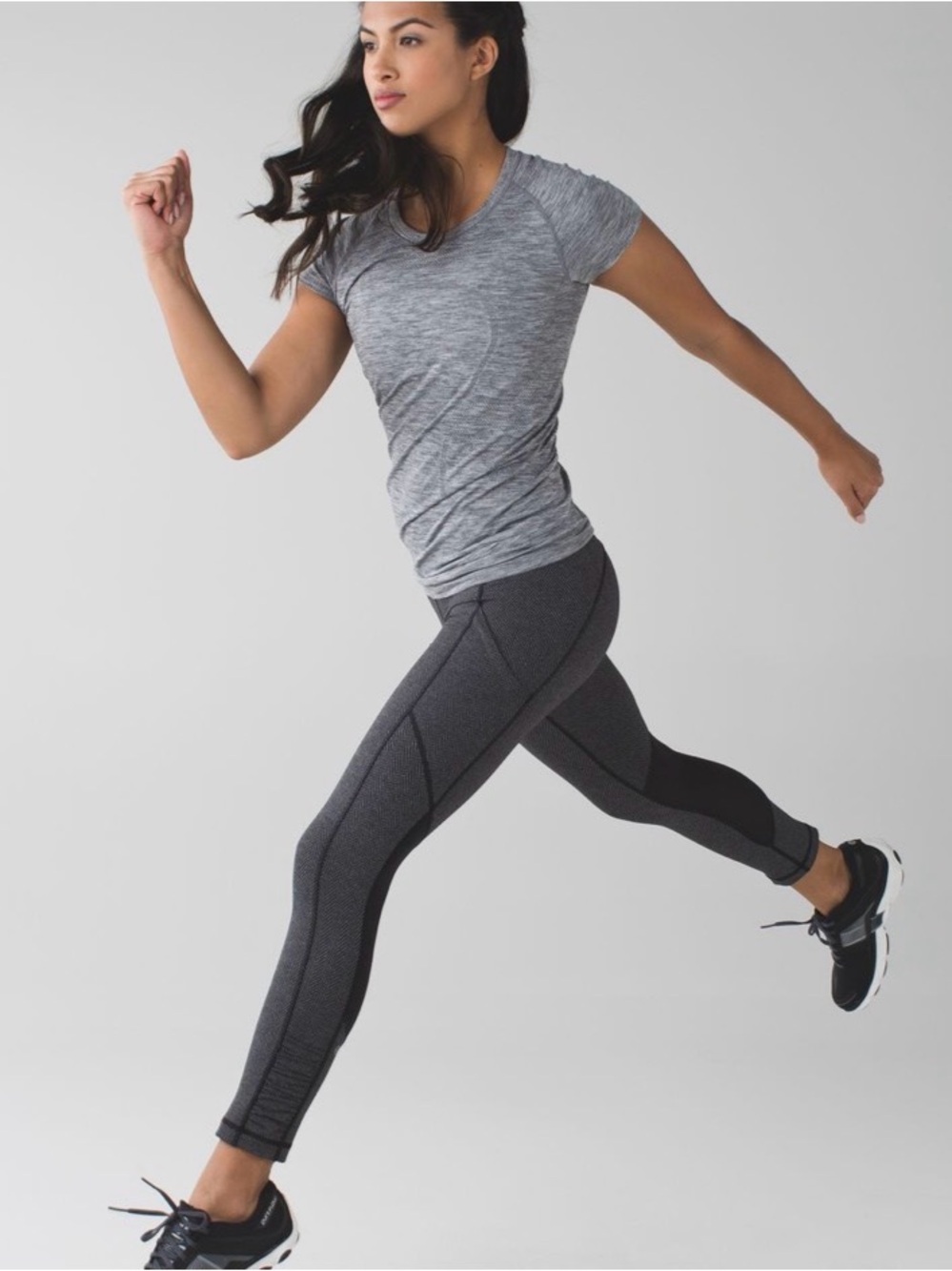 Lululemon Speed up Tights Size 4 Herrignbone Charcoal Pockets